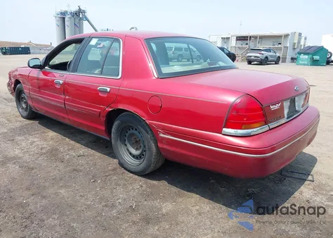 2000 Ford Crown Victoria Lx z USA, uszkodzony, nr VIN 2FAFP74WXYX155073